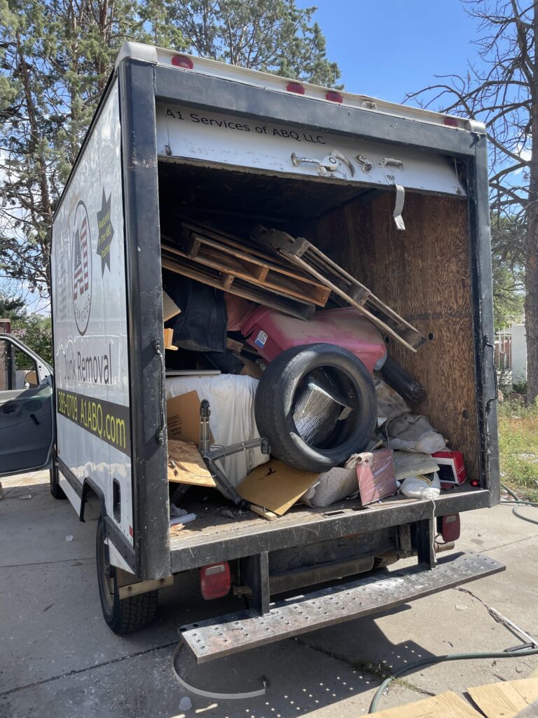 Apartment cleanouts and junk removal in Albuquerque
